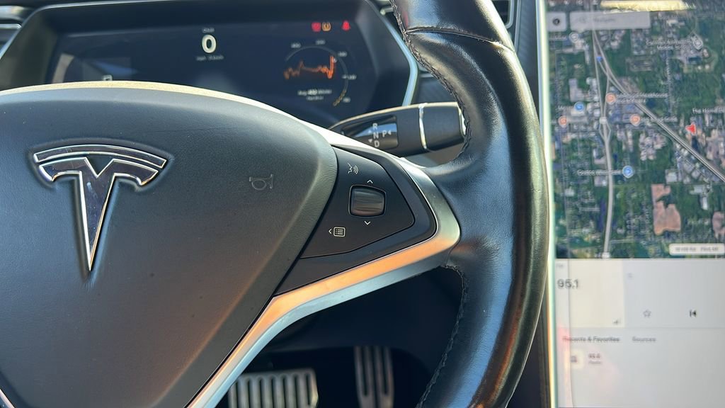 Used 2016 Tesla Model S P90D image 16