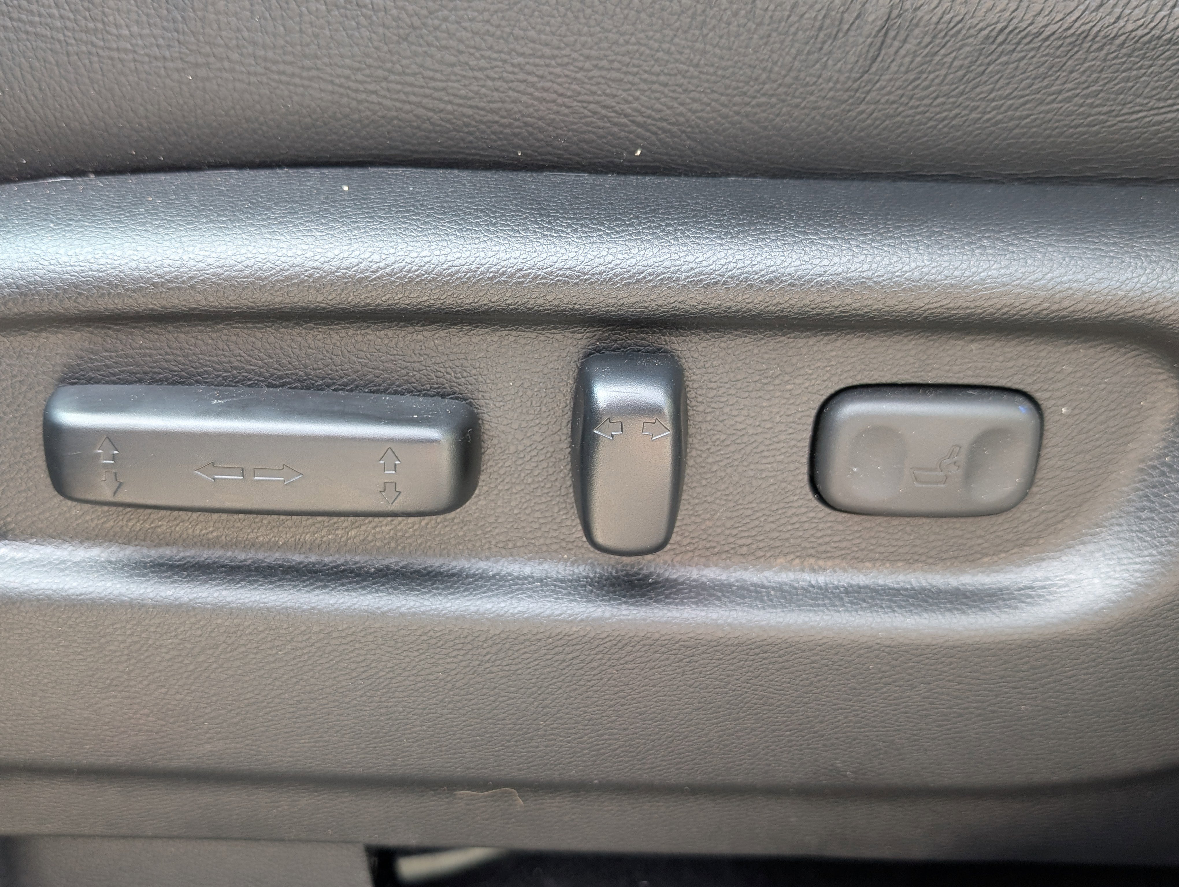 Used 2023 Honda Passport TrailSport image 22