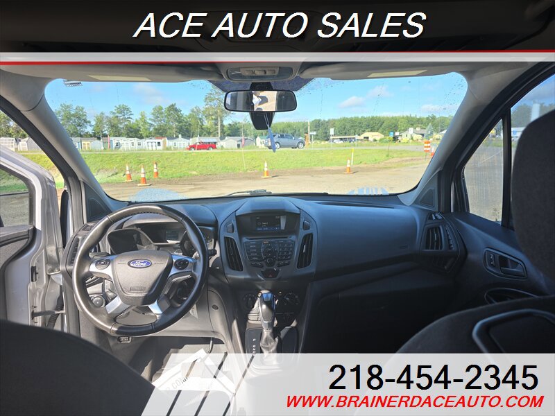 Used 2017 Ford Transit Connect XL FWD image 8