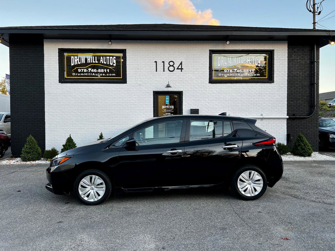 Used 2020 Nissan Leaf S w/ S Charge Package image 2