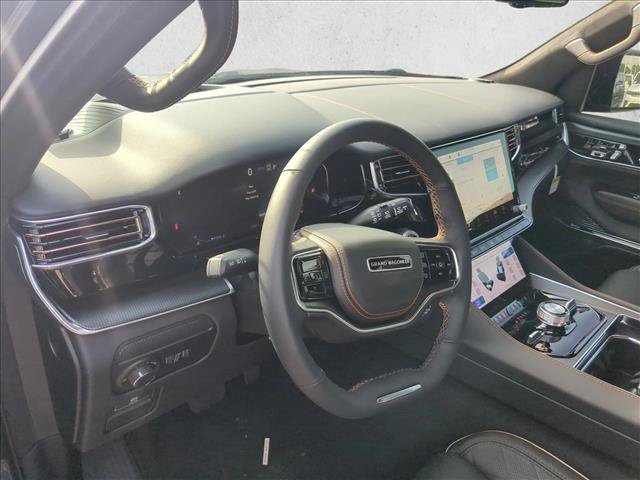 New 2026 Jeep Grand Wagoneer Summit AWD/4WD image 3