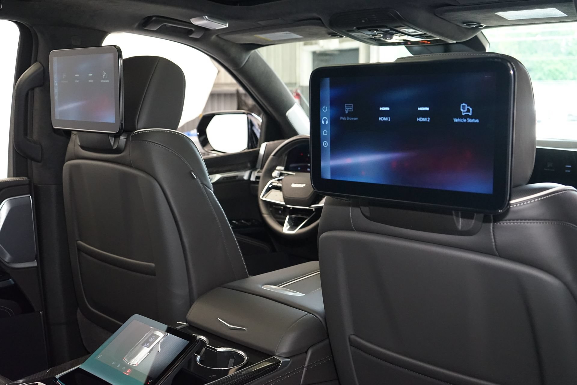 Used 2026 Cadillac Escalade ESV V AWD/4WD image 33