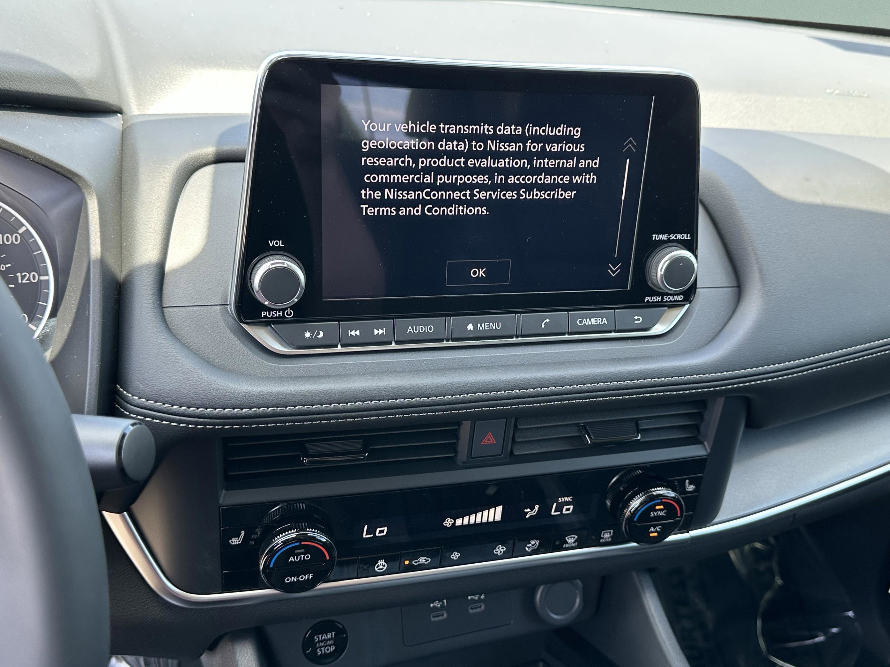 New 2026 Nissan Rogue SV FWD image 25