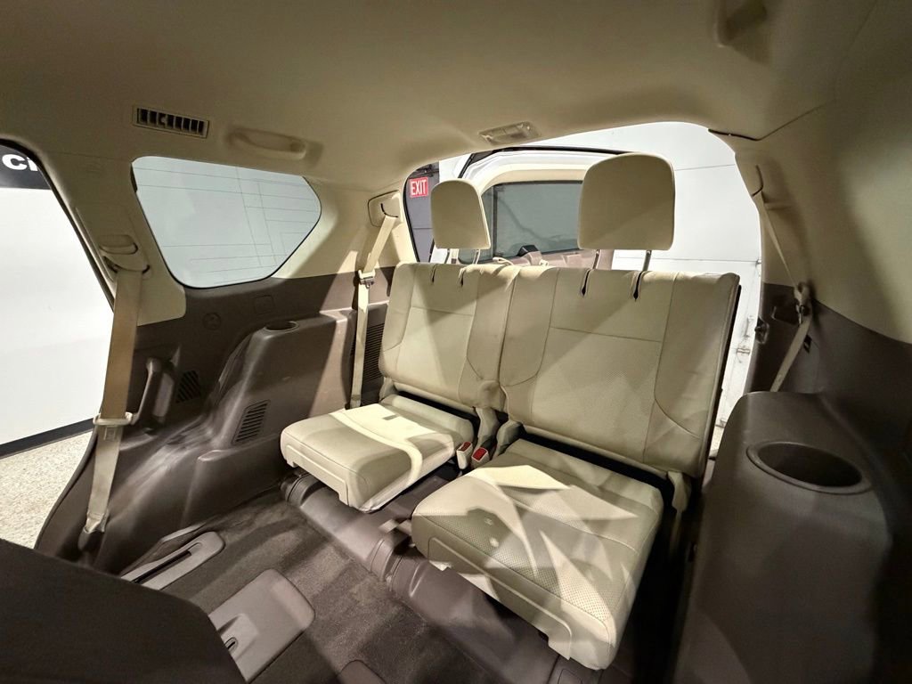 Used 2015 Lexus GX 460 w/ Premium Package image 32