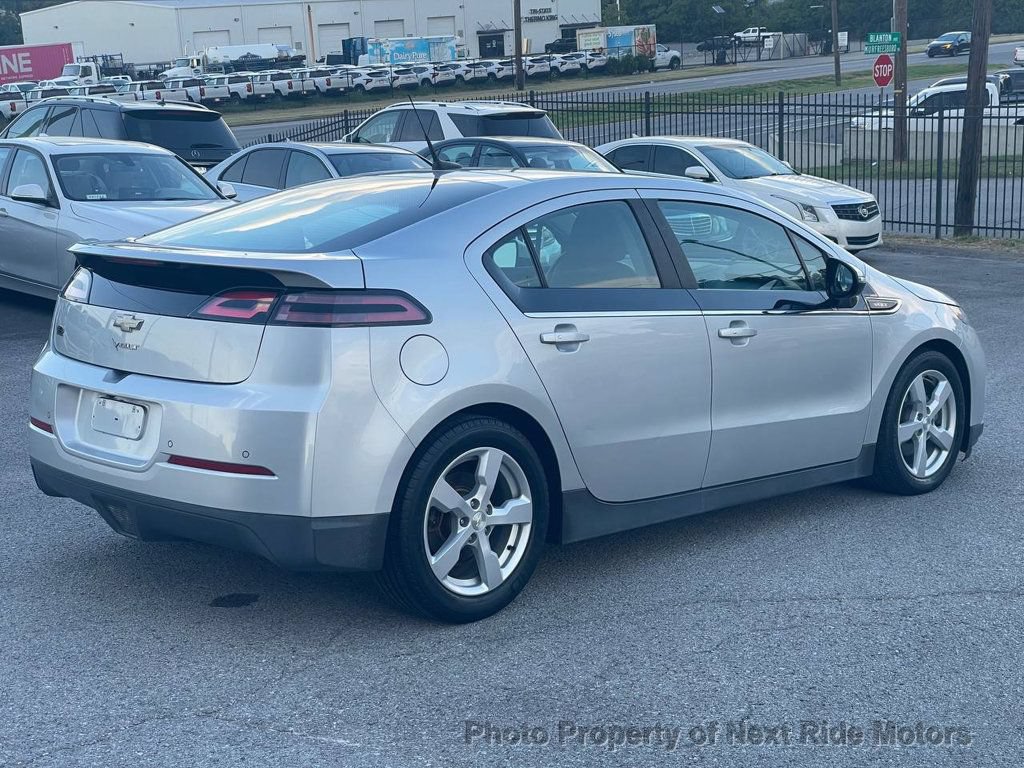 Used 2014 Chevrolet Volt Premium w/ Premium Trim Package FWD image 6