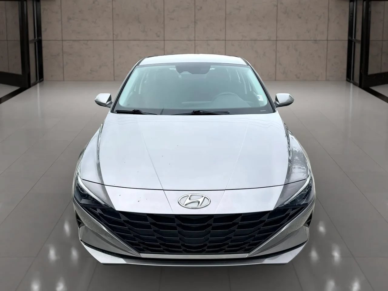 Used 2023 Hyundai Elantra SE FWD image 8