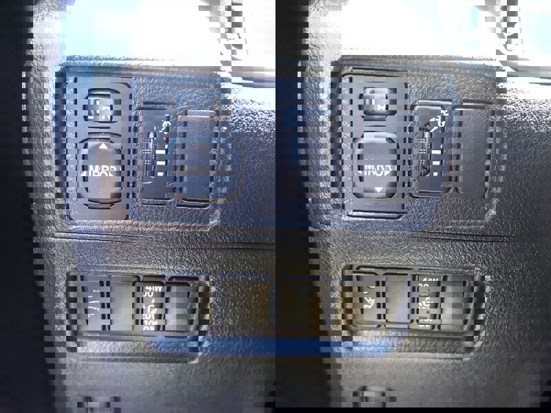 Used 2018 Toyota 4Runner SR5 Premium image 24