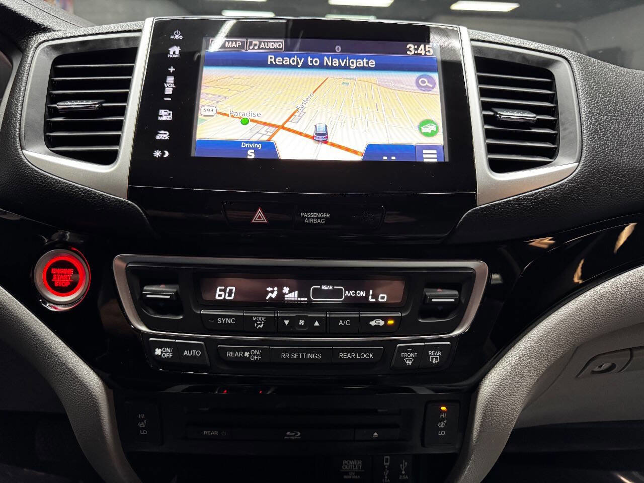 Used 2017 Honda Pilot Touring image 22