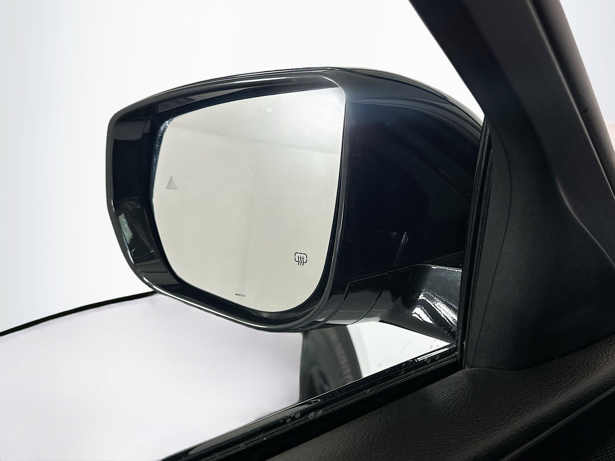 Used 2023 Jeep Grand Cherokee L Laredo image 16