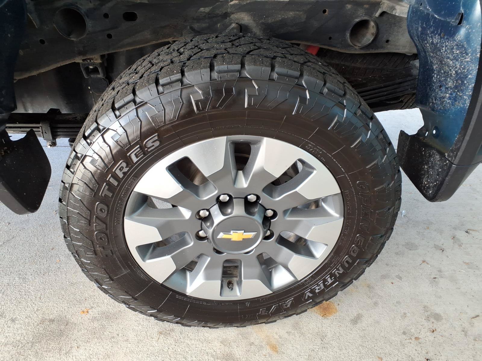 Used 2025 Chevrolet Silverado 2500 Custom w/ Custom Value Package AWD/4WD image 21