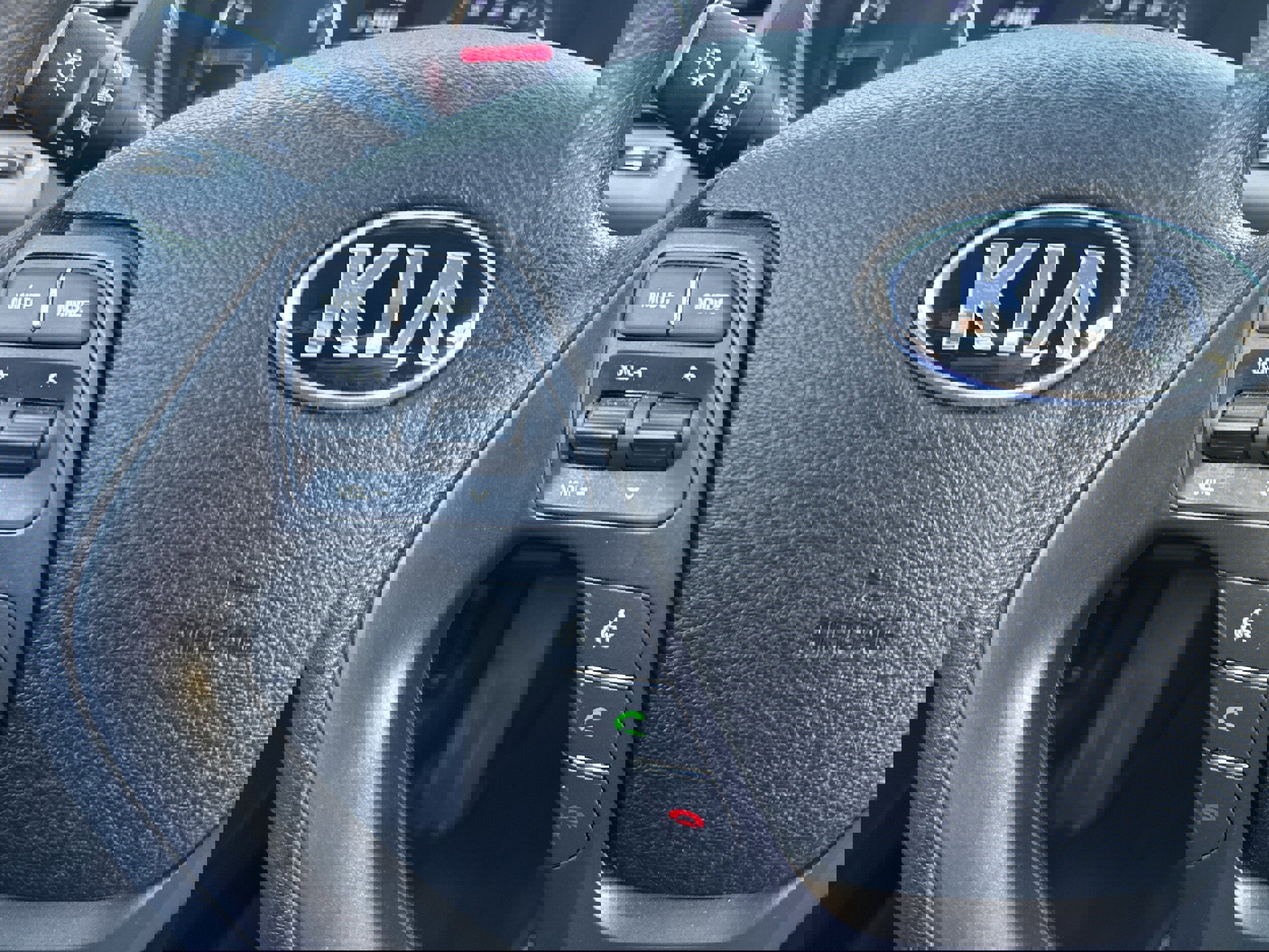 Used 2016 Kia Forte LX image 17