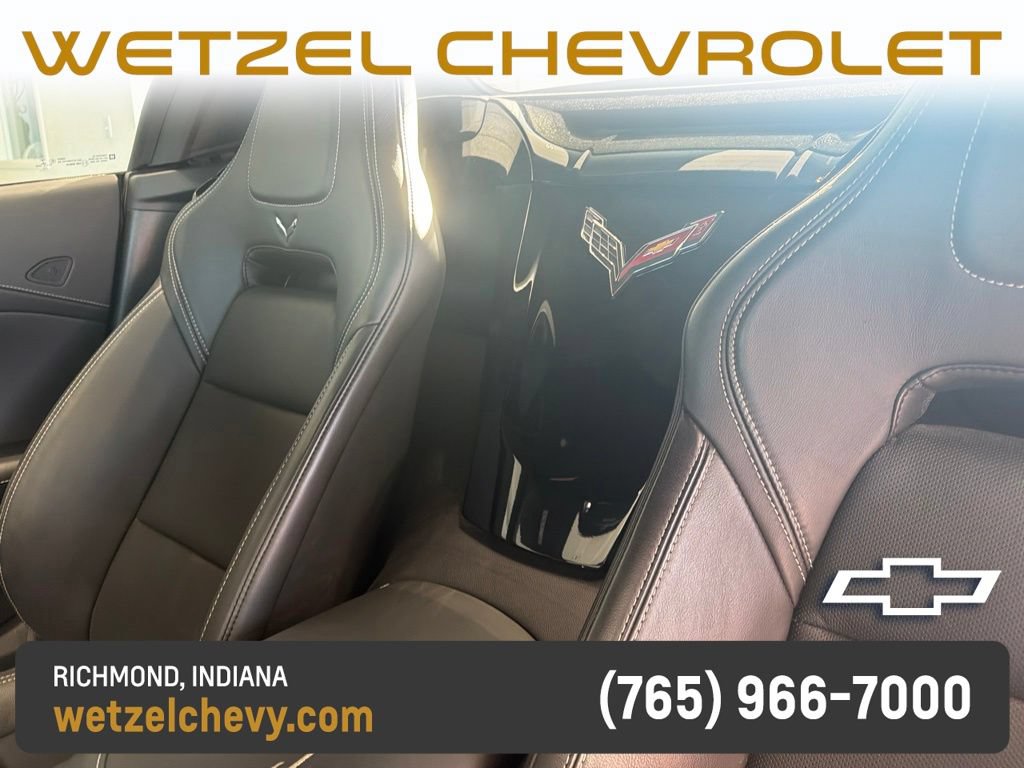 Used 2016 Chevrolet Corvette Stingray Convertible w/ 2LT Preferred Equipment Group RWD image 19