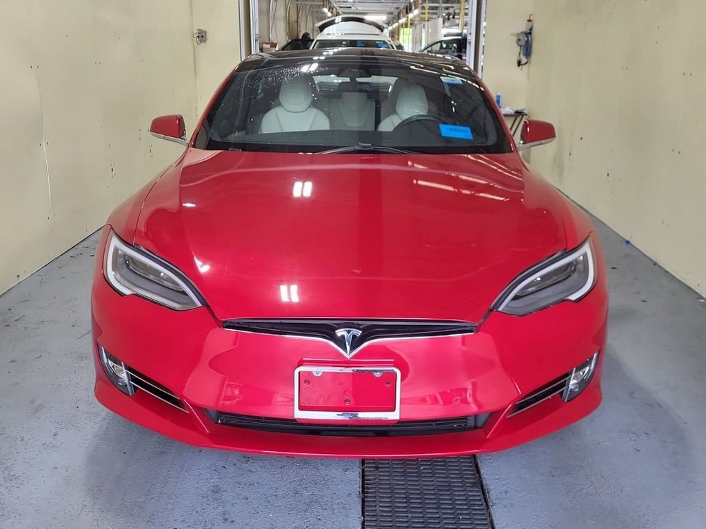 Used 2019 Tesla Model S Performance AWD/4WD image 2