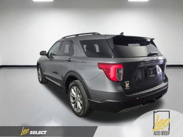 Used 2023 Ford Explorer XLT w/ Equipment Group 202A AWD/4WD image 9