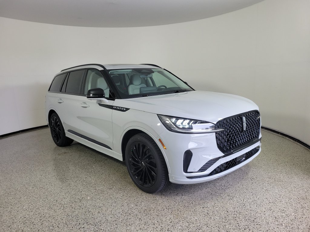 New 2027 Lincoln Aviator Reserve w/ Luxury Package RWD image 32