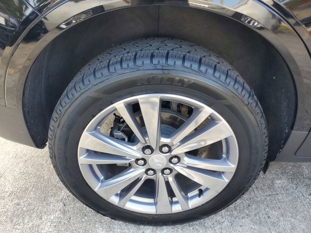 Certified 2024 Cadillac XT5 Premium Luxury w/ Technology Package FWD image 7
