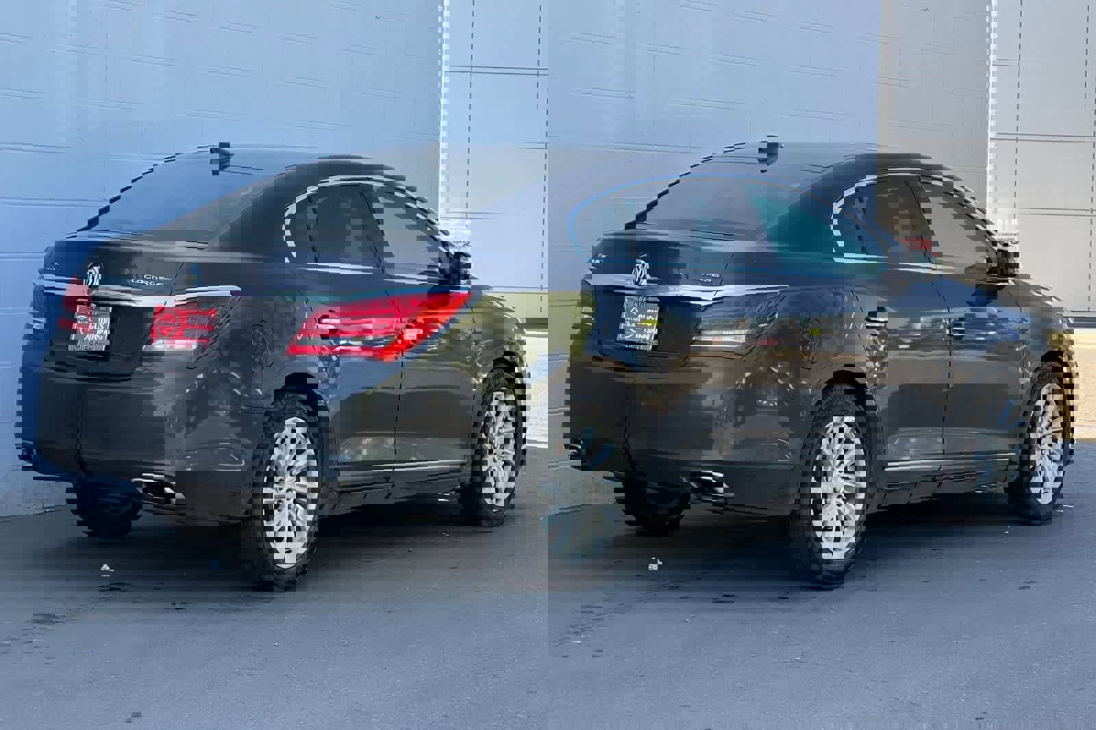 Used 2015 Buick LaCrosse Leather image 3