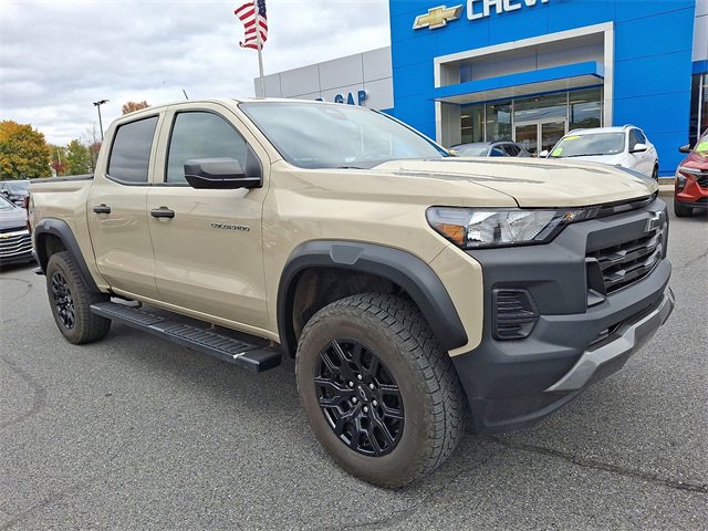 Certified 2023 Chevrolet Colorado Trail Boss w/ Advanced Trailering Package image 2
