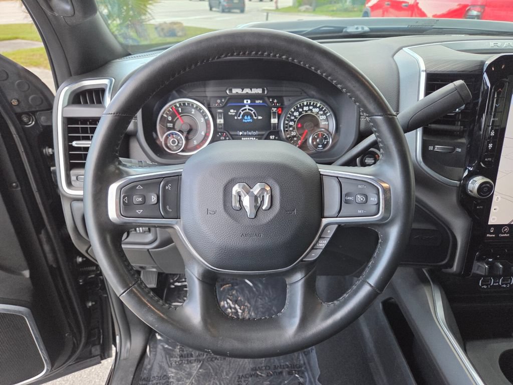 Used 2024 RAM 2500 Laramie w/ Night Edition AWD/4WD image 32