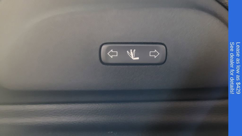 New 2026 Chrysler Pacifica Pinnacle image 35