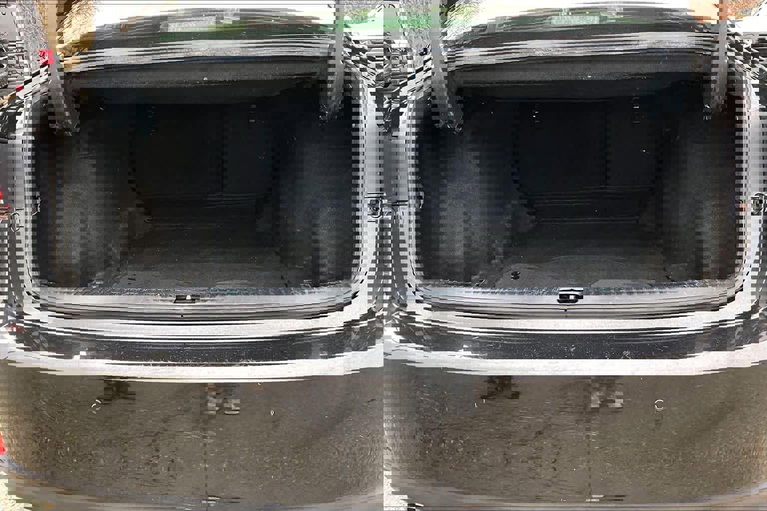 Used 2020 Lexus IS 300 F Sport w/ F Sport Package image 31