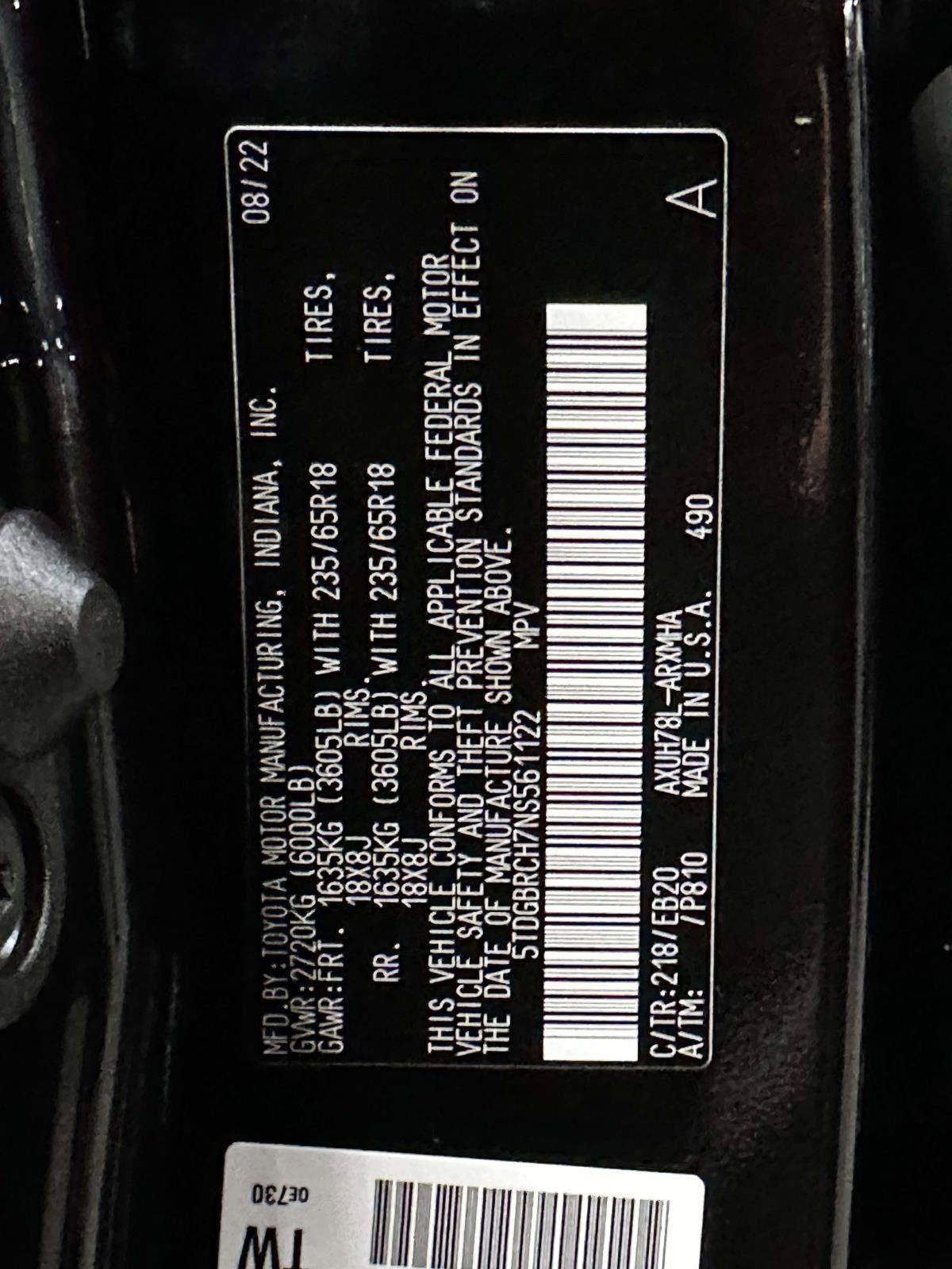 Used 2022 Toyota Highlander XLE AWD/4WD image 40