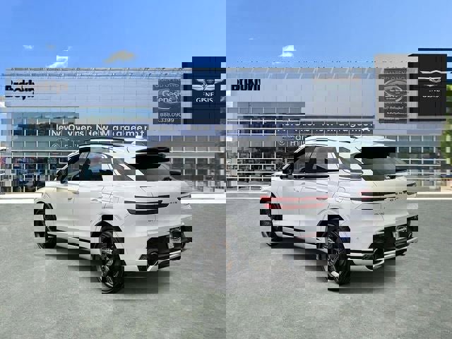 Used 2025 Genesis GV70 3.5T Sport w/ Sport Advanced Package image 7