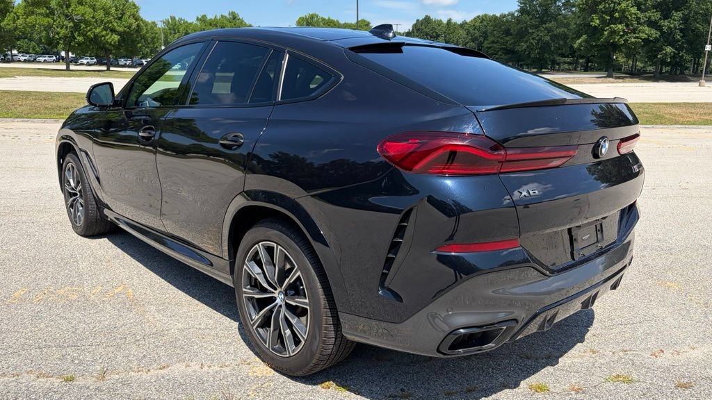 Used 2020 BMW X6 M50i w/ Executive Package AWD/4WD image 2