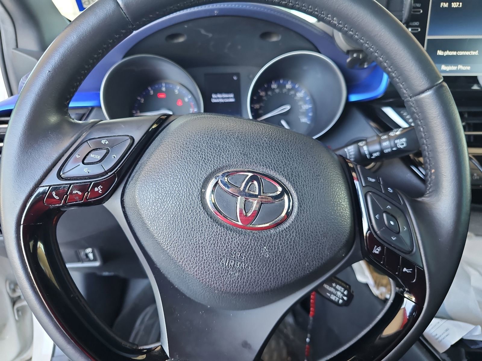 Used 2021 Toyota C-HR XLE FWD image 6