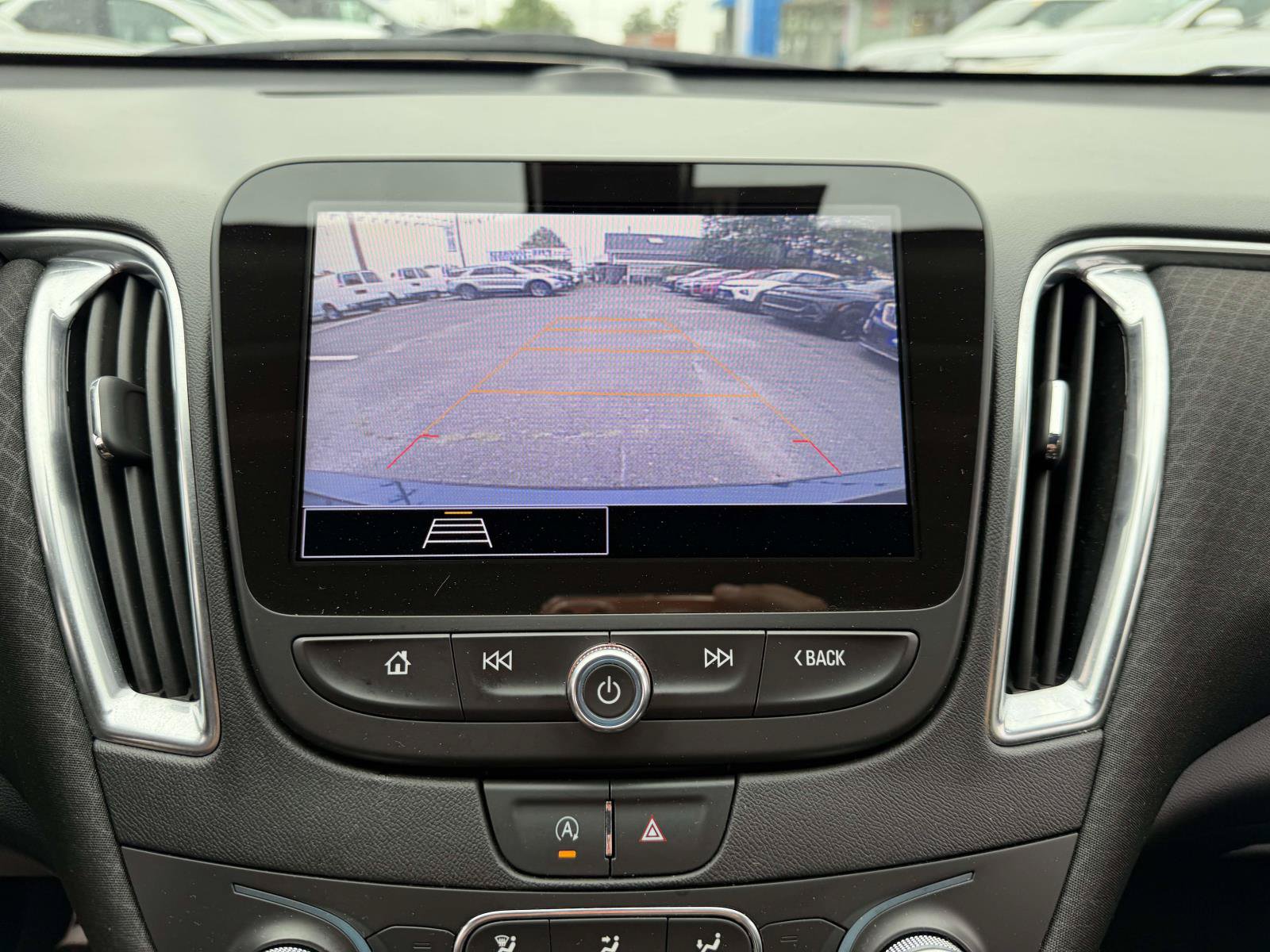 Certified 2021 Chevrolet Malibu LT FWD image 20