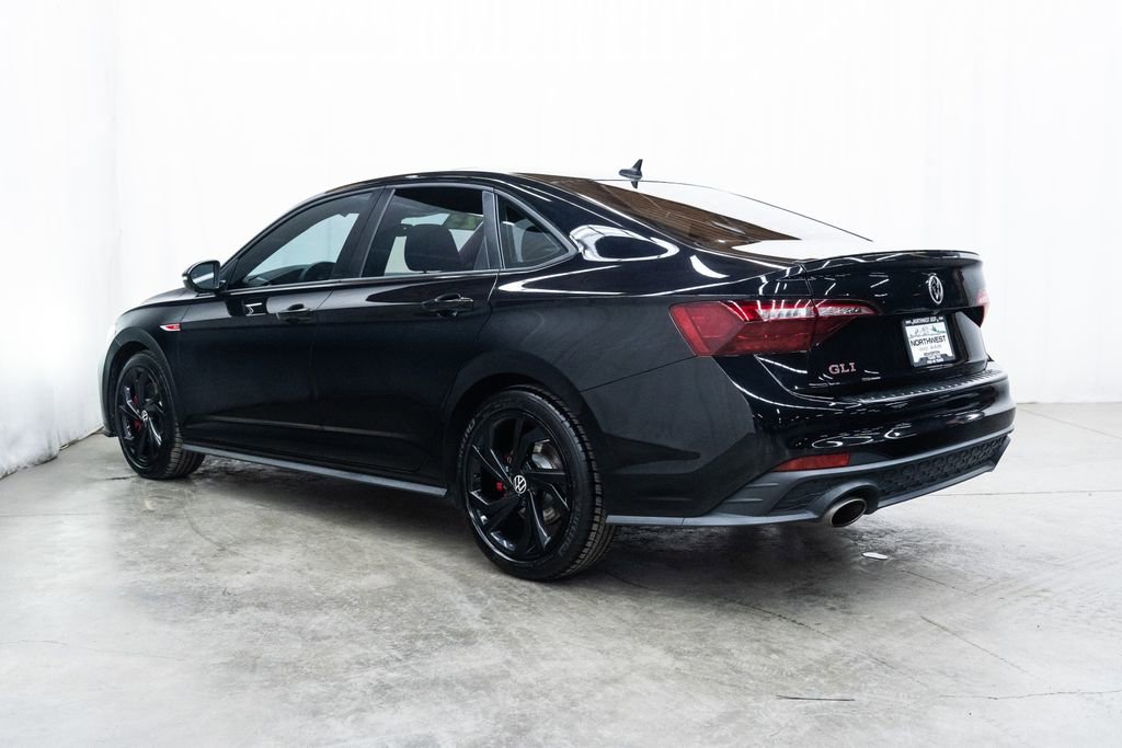 Used 2023 Volkswagen Jetta GLI Autobahn image 4