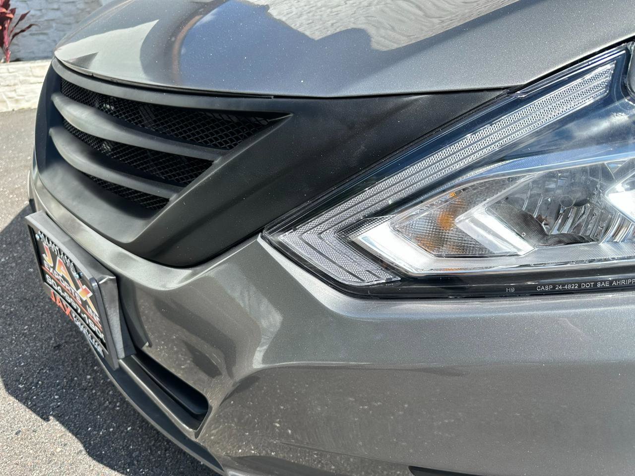 Used 2017 Nissan Altima 2.5 SV FWD image 5