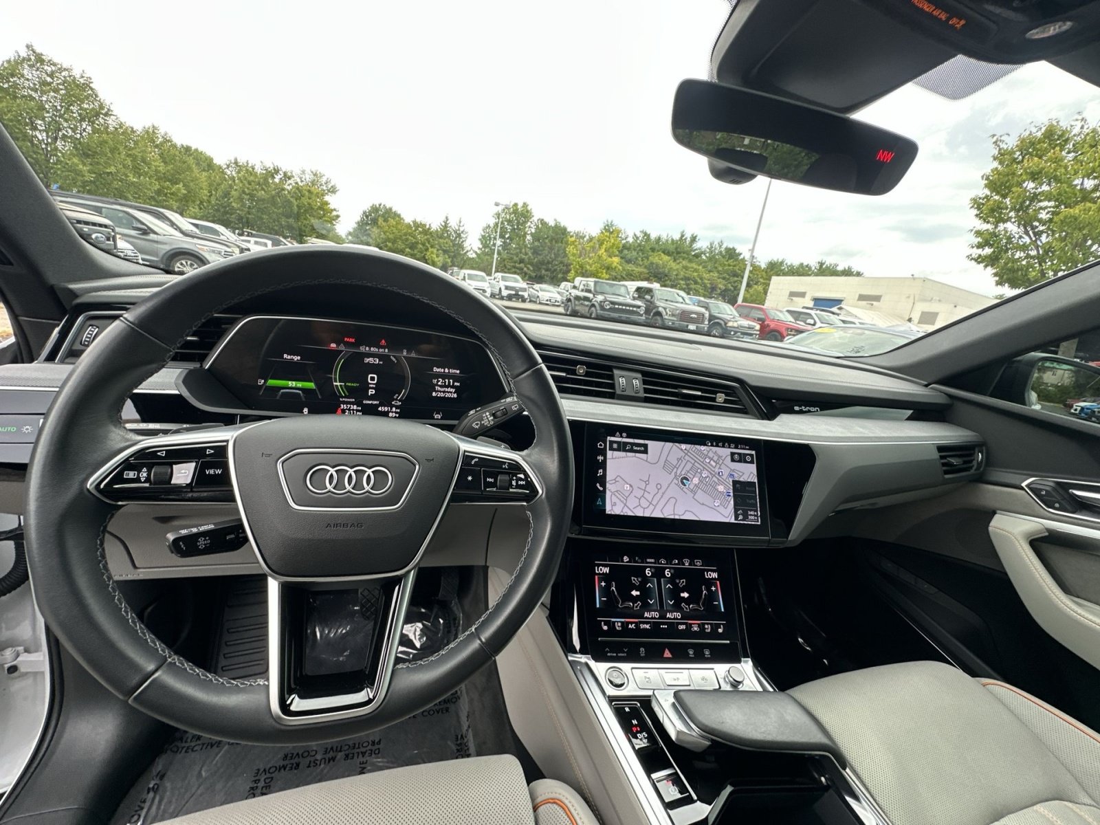 Used 2024 Audi Q8 e-tron Prestige w/ Prestige Package AWD/4WD image 31
