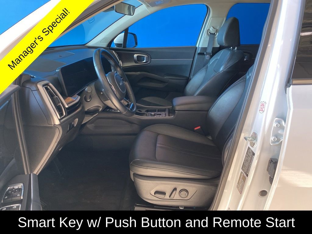 Used 2024 Kia Sorento S image 10