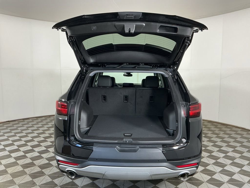 New 2026 Chevrolet Blazer LT image 11
