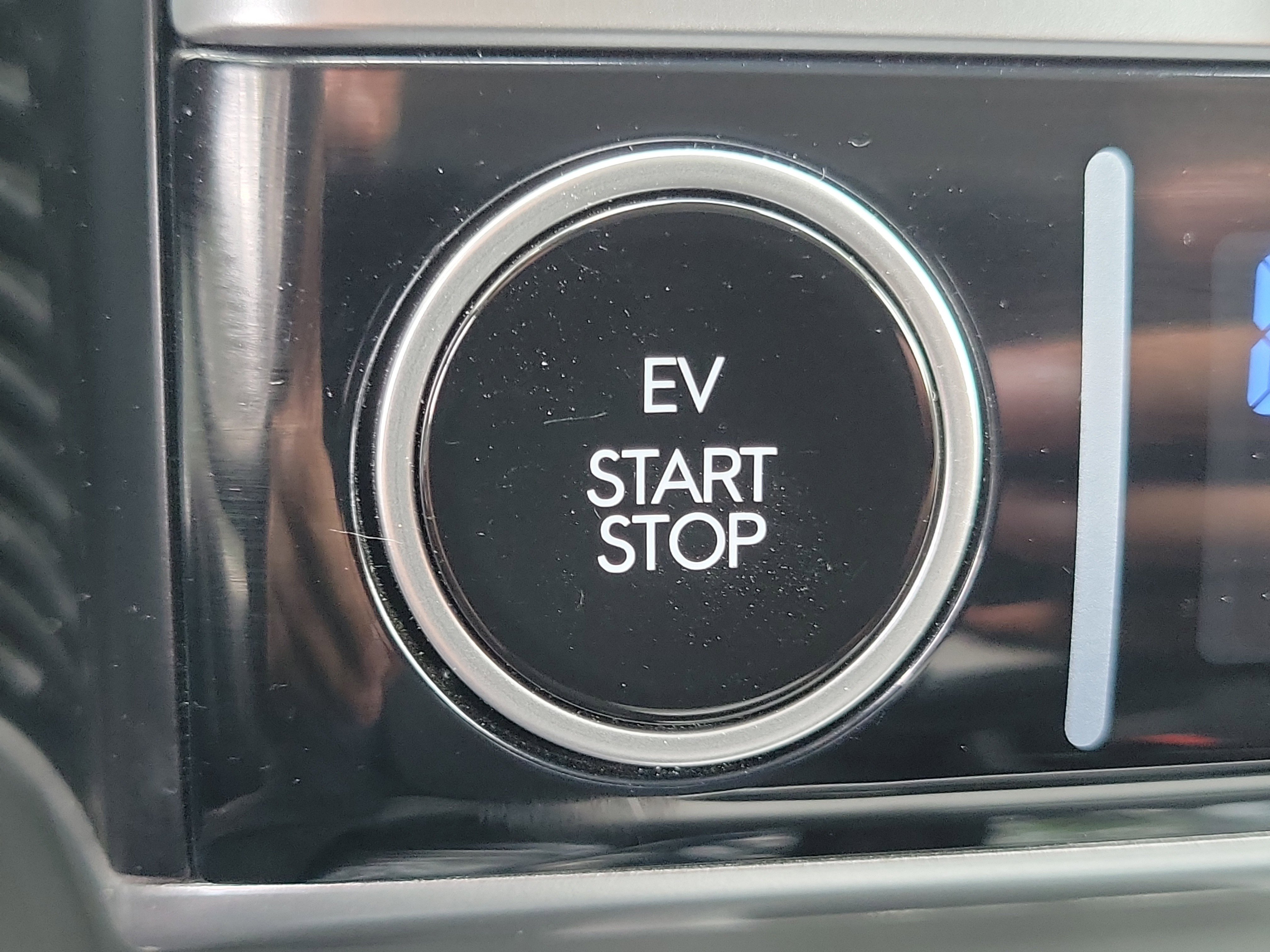 Certified 2024 Hyundai Ioniq 5 SEL RWD image 15