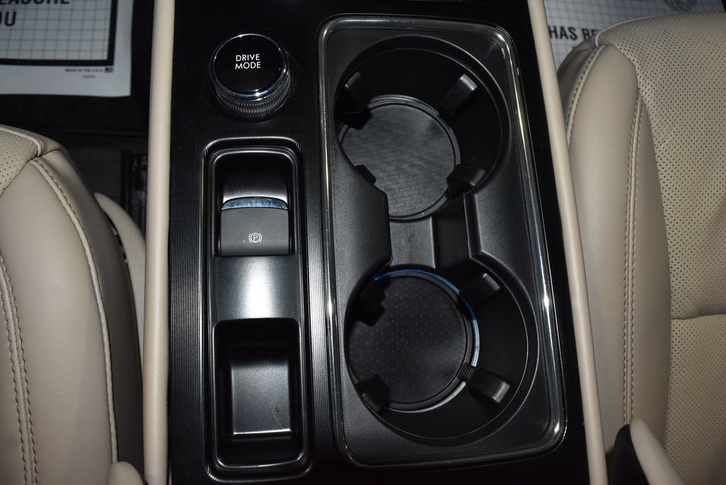 Used 2024 Lincoln Corsair Reserve AWD/4WD image 17
