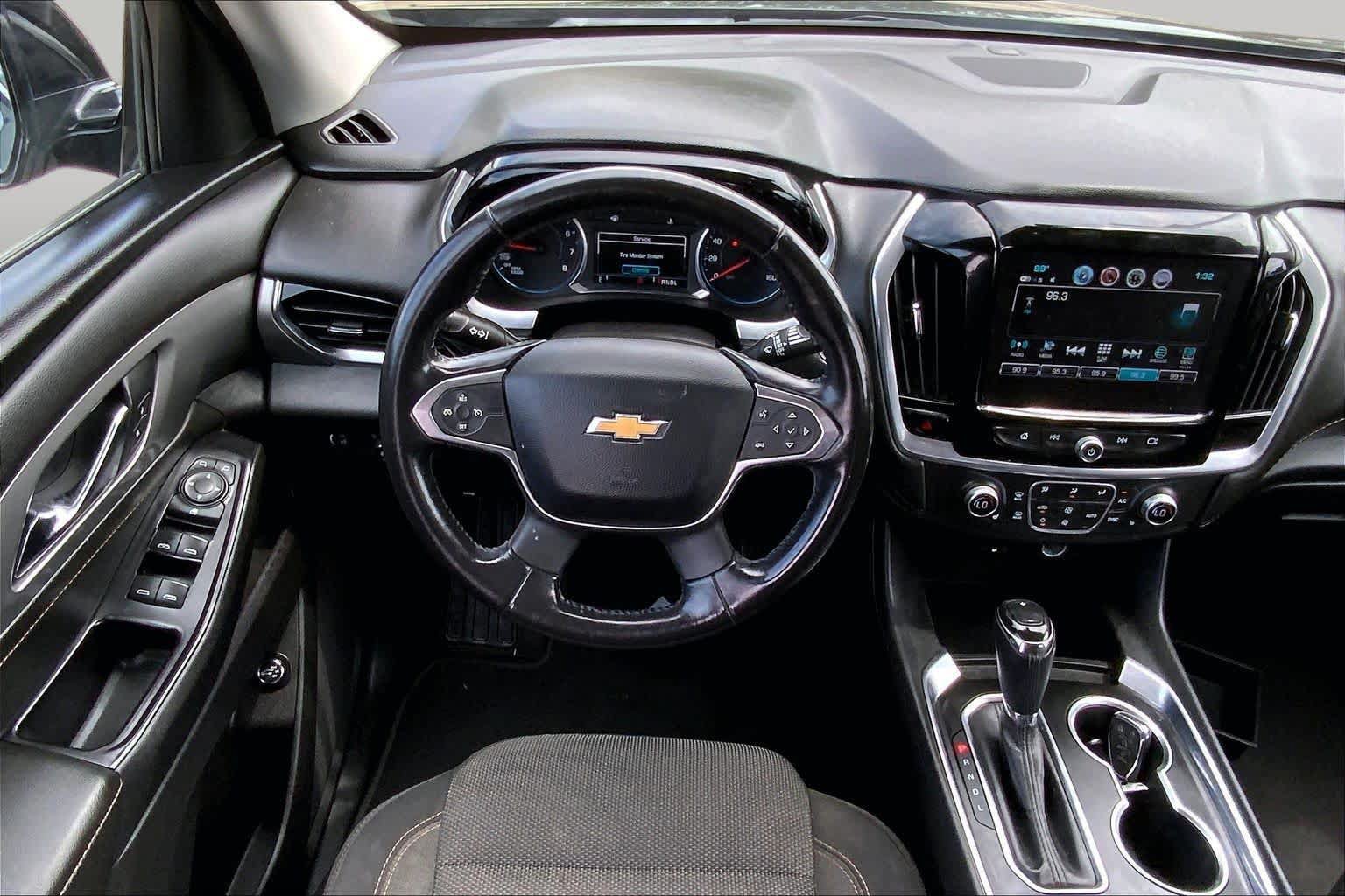 Used 2019 Chevrolet Traverse LT FWD image 6