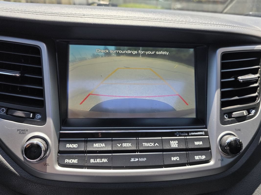 Used 2016 Hyundai Tucson Limited w/ Option Group 03 AWD/4WD image 30