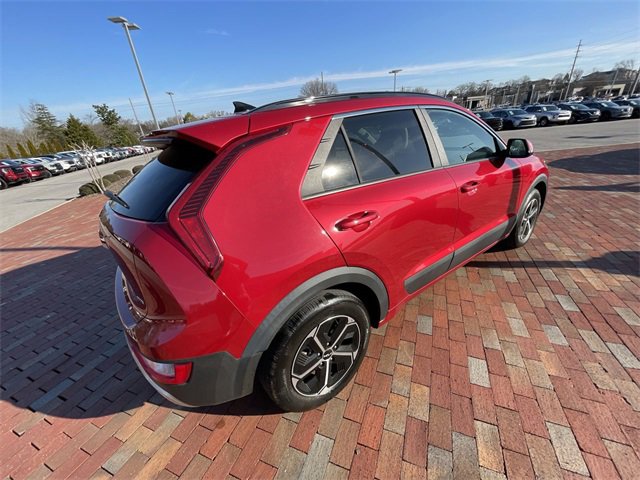 Used 2024 Kia Niro EX image 20