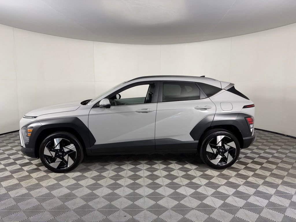 Used 2024 Hyundai Kona Limited AWD/4WD image 9