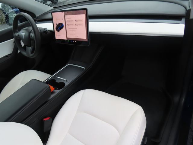 Used 2021 Tesla Model Y Long Range AWD/4WD image 33