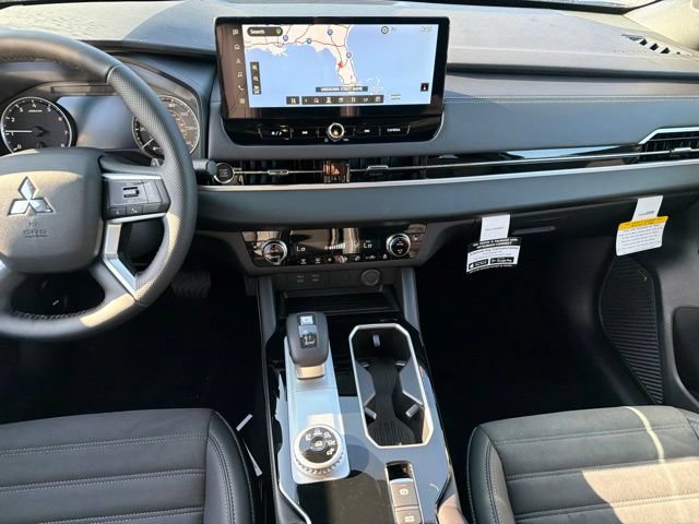 New 2026 Mitsubishi Outlander LE FWD image 17