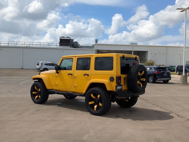 Used 2015 Jeep Wrangler Unlimited Sahara image 7