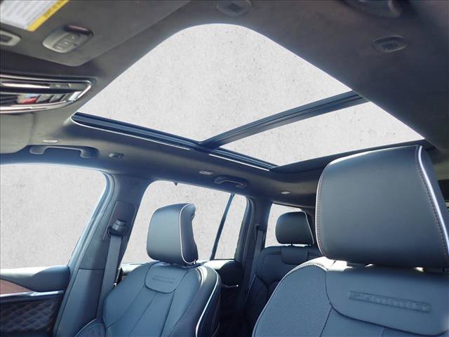 New 2026 Jeep Grand Cherokee Summit AWD/4WD image 14