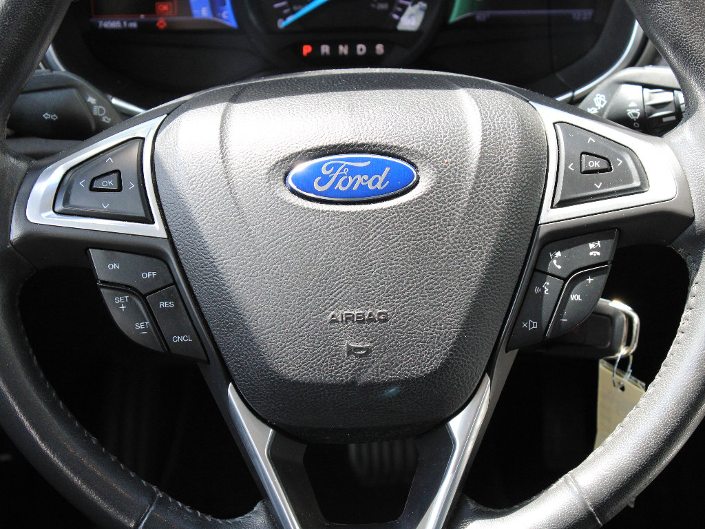 Used 2014 Ford Fusion SE w/ Equipment Group 202A FWD image 16