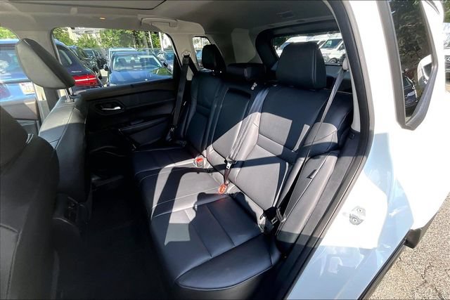 Used 2023 Nissan Rogue SV w/ SV Premium Package AWD/4WD image 17