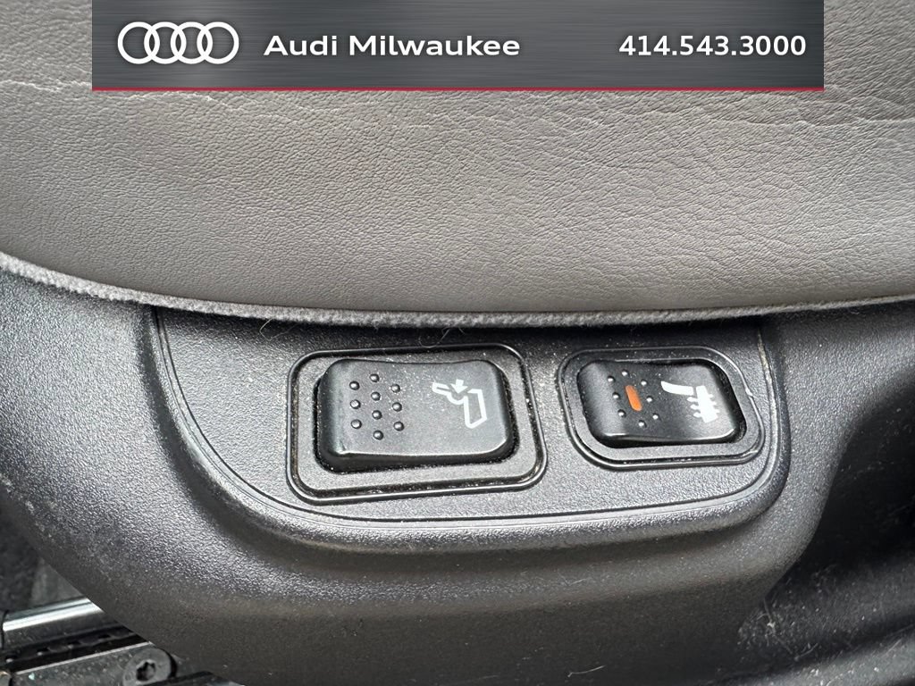 Used 2017 FIAT 500L Trekking w/ Premium Package FWD image 9