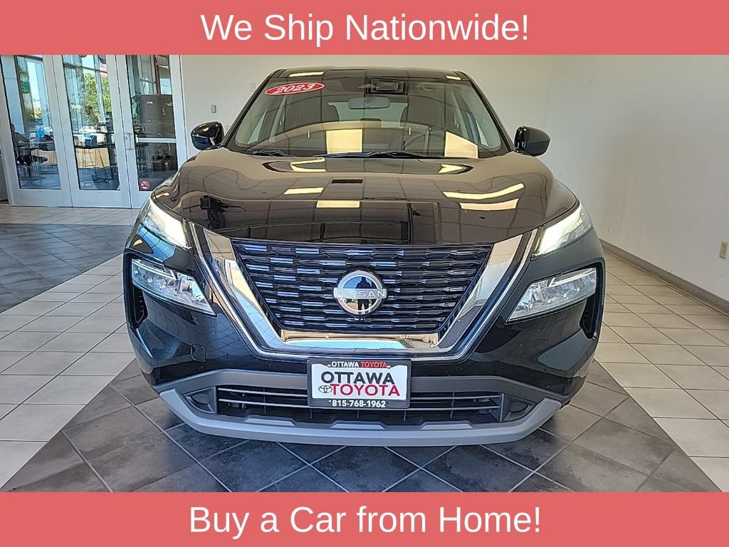 Used 2023 Nissan Rogue SV AWD/4WD image 3