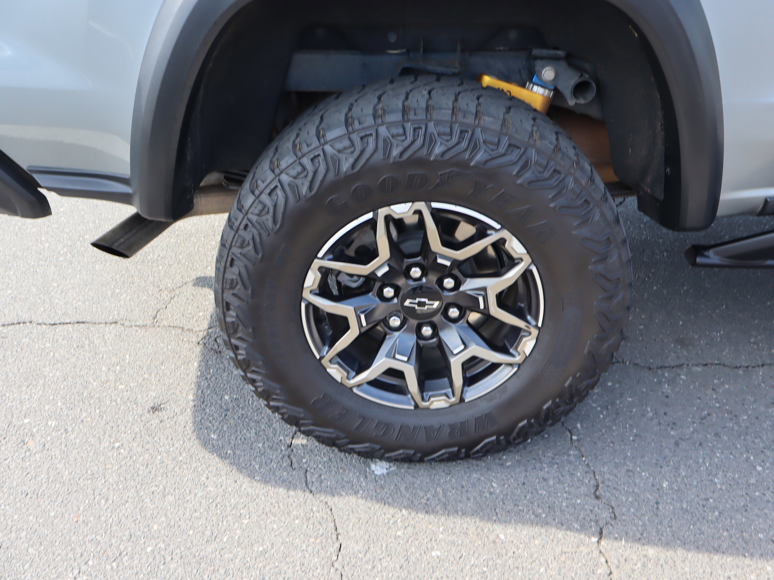Certified 2024 Chevrolet Colorado ZR2 image 40